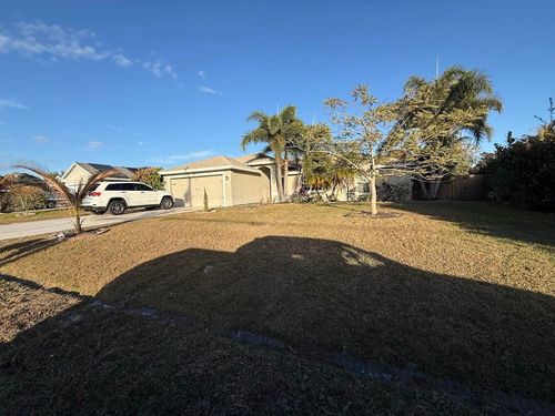 3647 Sw Ballweg St, Port St Lucie, FL, 34953-5013 | Card Image
