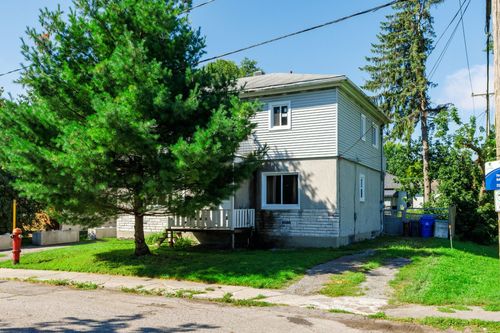 233 Rue Cedar, Gatineau, QC, J8P5E9 | Card Image
