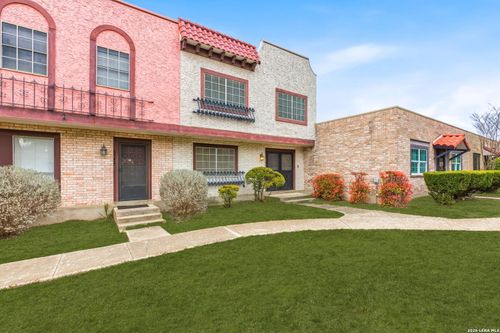 6746 Crown Rdg, San Antonio, TX, 78239-1512 | Card Image