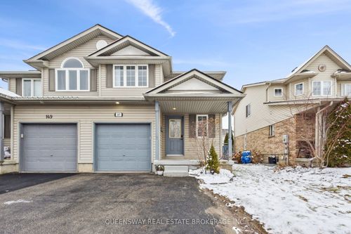 147 Crawford Cres, Cambridge, ON, N1T1X8 | Card Image
