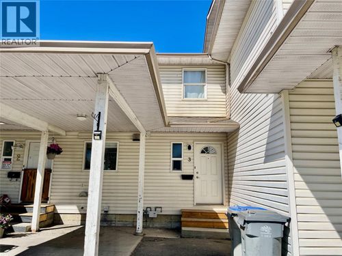 3-790 Holt Street, Kamloops, BC, V2B5G4 | Card Image