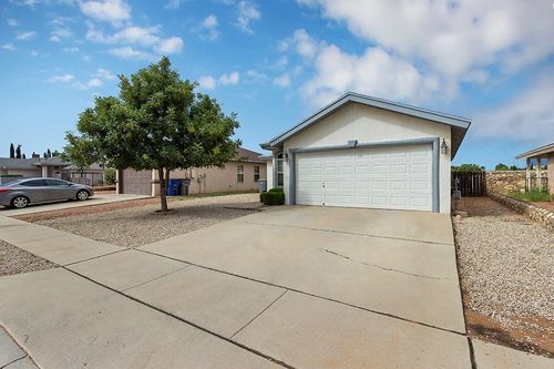 12521 Tierra Norte Rd, El Paso, TX, 79938-4414 | Card Image