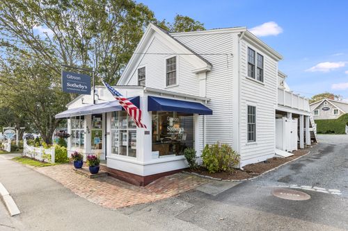409 Main St, Chatham, MA, 02633-2460 | Card Image