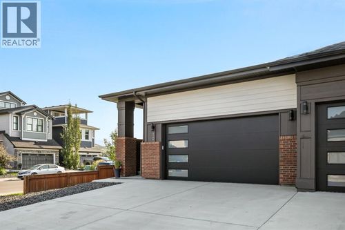 10 Cranbrook Common Se, Calgary, AB, T3M3C2 | Card Image