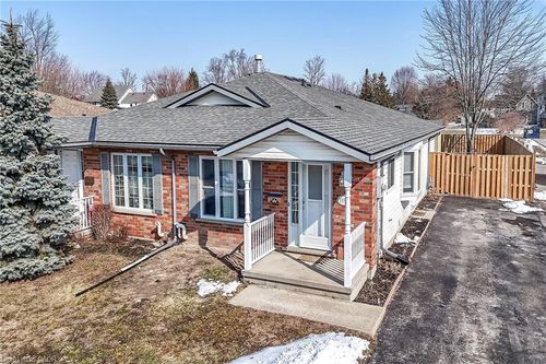 115 Forest St E, Dunnville, ON, N1A1B9 | Card Image