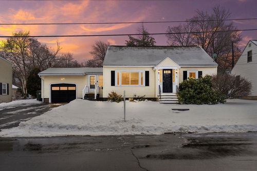 185 Villa Street, Manchester, NH, 03103 | Card Image