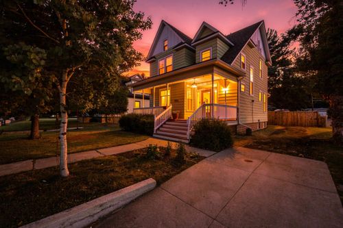624 S Main St, Sheridan, WY, 82801-5122 | Card Image