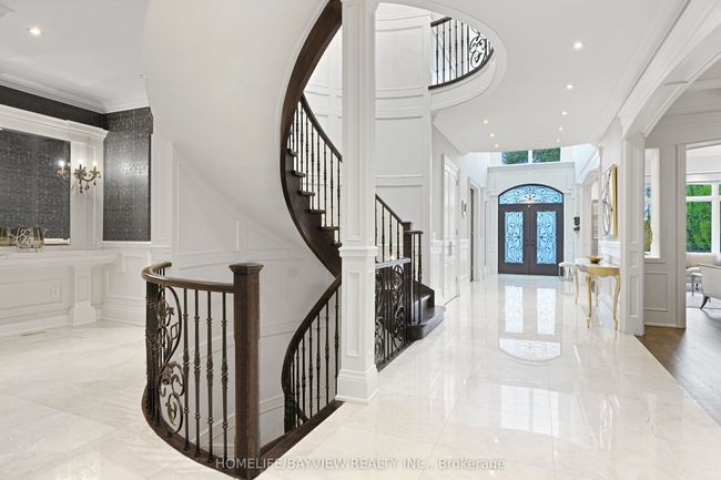 111 Hillview Rd, House other with 5 bedrooms, 8 bathrooms and 6 parking in Aurora ON | Image 12