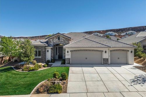 3237 S Tiger Maple Cir, St George, UT, 84790-1697 | Card Image