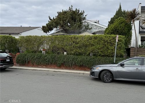 266 Grandview St, Laguna Beach, CA, 92651-1519 | Card Image