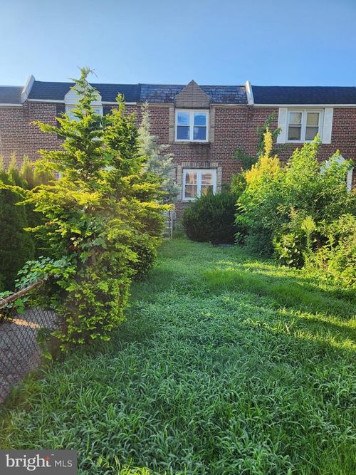 116 W Berkley Ave, Clifton Hts, PA, 19018-2504 | Card Image