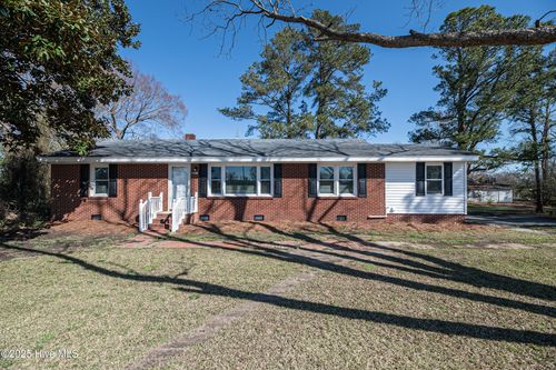1157 Nc 42 E, Pinetops, NC, 27864-7177 | Card Image