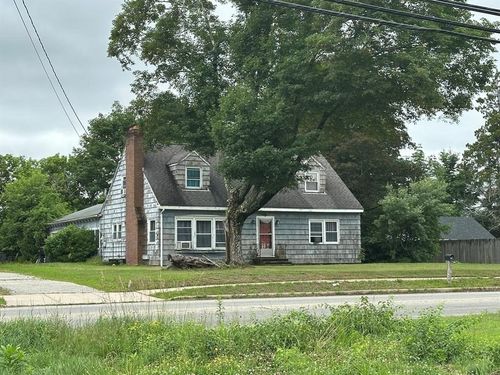 745 Norwich Rd, Plainfield, CT, 06374-1737 | Card Image