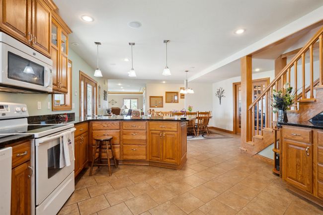 1701 Centennial Rd, House other with 4 bedrooms, 5 bathrooms and null parking in Ossian IA | Image 6