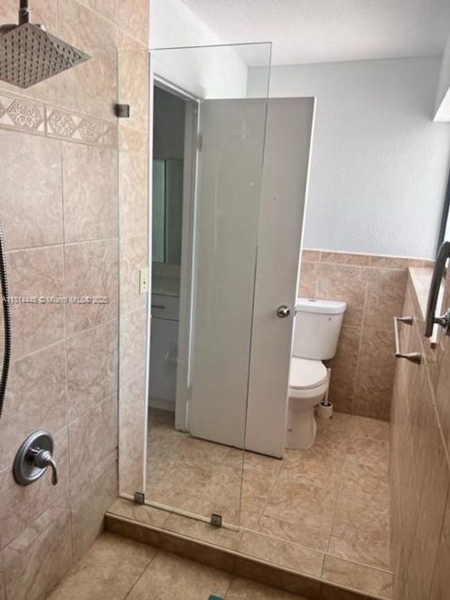 APT-511 - 958 Mockingbird Ln, Condo with 3 bedrooms, 3 bathrooms and null parking in Plantation FL | Image 16