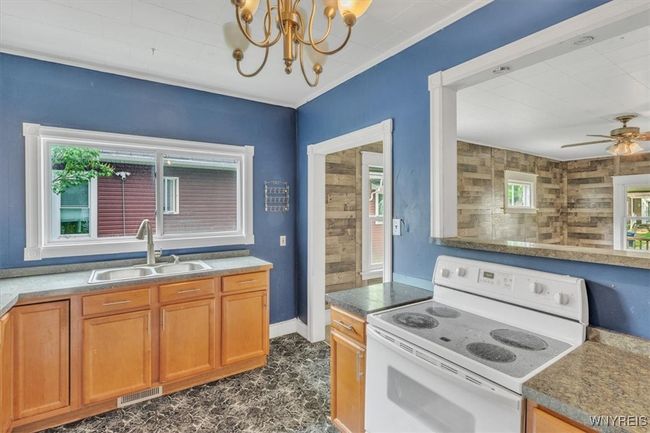 709 87 Th St, House other with 2 bedrooms, 1 bathrooms and null parking in Niagara Falls NY | Image 12