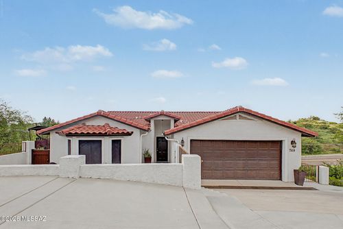 769 E Calle Esplendor, Nogales, AZ, 85621-1445 | Card Image