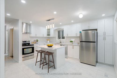 74 Rifle Range Rd, Hamilton, ON, L8S3B4 | Card Image