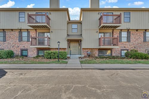 unit-207-5633 Sw Foxcroft S. Cir, Topeka, KS, 66614 | Card Image