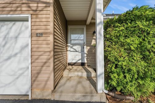 2022 Poppy Court, Mishawaka, IN, 46544-6759 | Card Image