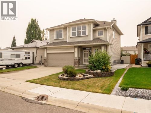 347 Squamish Crt W, Lethbridge, AB, T1K7R8 | Card Image