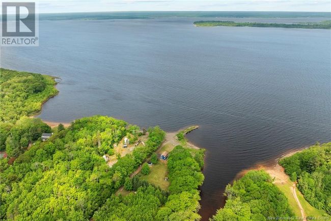 466 Cumberland Point Rd, Home with 4 bedrooms, 2 bathrooms and null parking in Cumberland Bay NB | Image 37
