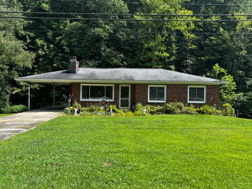 8785 Highway 30 W, Jackson, KY, 41339-7727 | Card Image