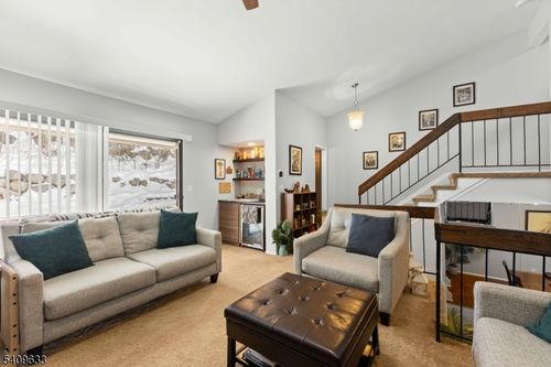 23155 Westview, Wharton, NJ, 07885-1787 | Card Image