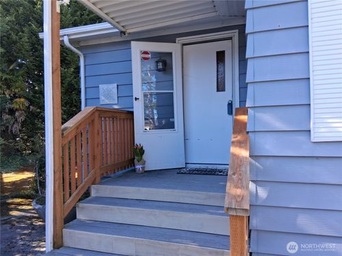 36-815 124th St Sw, Everett, WA, 98204-5670 | Card Image