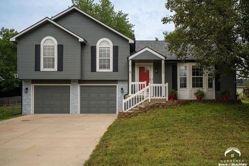 10506 Shelton Ave, Edwardsville, KS, 66111-1330 | Card Image