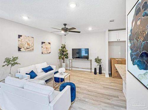 3217 Damon Dr, MILTON, FL, 32583-6544 | Card Image