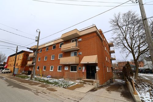 102-4692 Crysler Ave, Niagara Falls, ON, L2E3V8 | Card Image