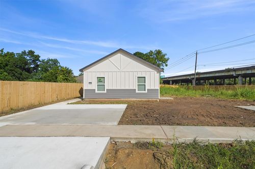1026 Theresa St, Houston, TX, 77051-1657 | Card Image