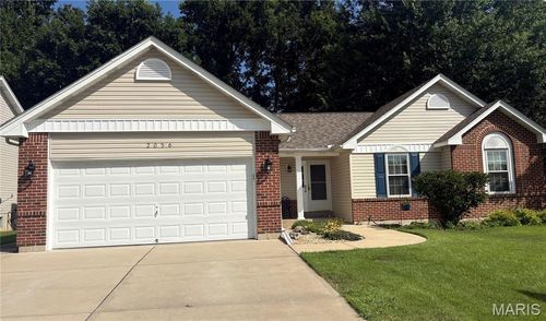 2056 Grants Valley Ln, Imperial, MO, 63052-4016 | Card Image