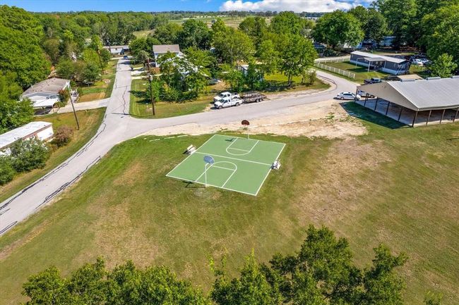 Local Amenities in the area | Image 43