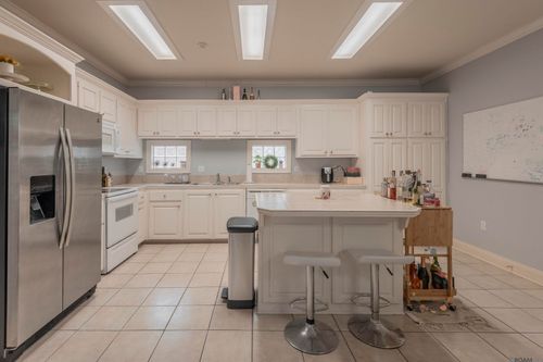 5545 Ducros Dr, Baton Rouge, LA, 70820-4241 | Card Image