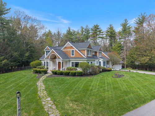 15 Wiggin Way, Stratham, NH, 03885-2485 | Card Image