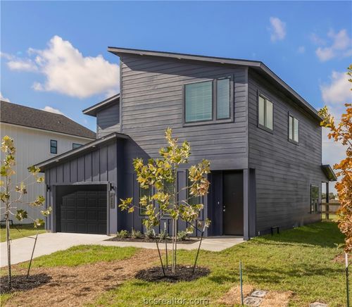 3009 Alpha Wolf Ct, College Station, TX, 77845-2308 | Card Image