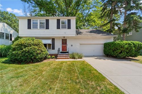 1043 Piermont Rd, South Euclid, OH, 44121-2934 | Card Image