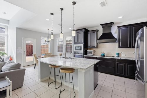 1316 Realoaks Dr, Fort Worth, TX, 76131-3366 | Card Image
