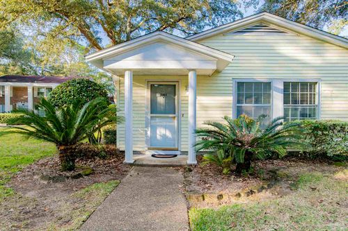 3307 Kingswood Ct, Pensacola, FL, 32514-6220 | Card Image