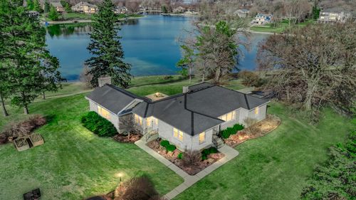 512 Bay Rd, Mchenry, IL, 60051-7386 | Card Image