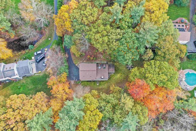 8 Windsor Blvd, House other with 3 bedrooms, 3 bathrooms and null parking in Londonderry NH | Image 37