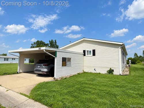 753 Hawick Cir, Mount Morris, MI, 48458-8718 | Card Image
