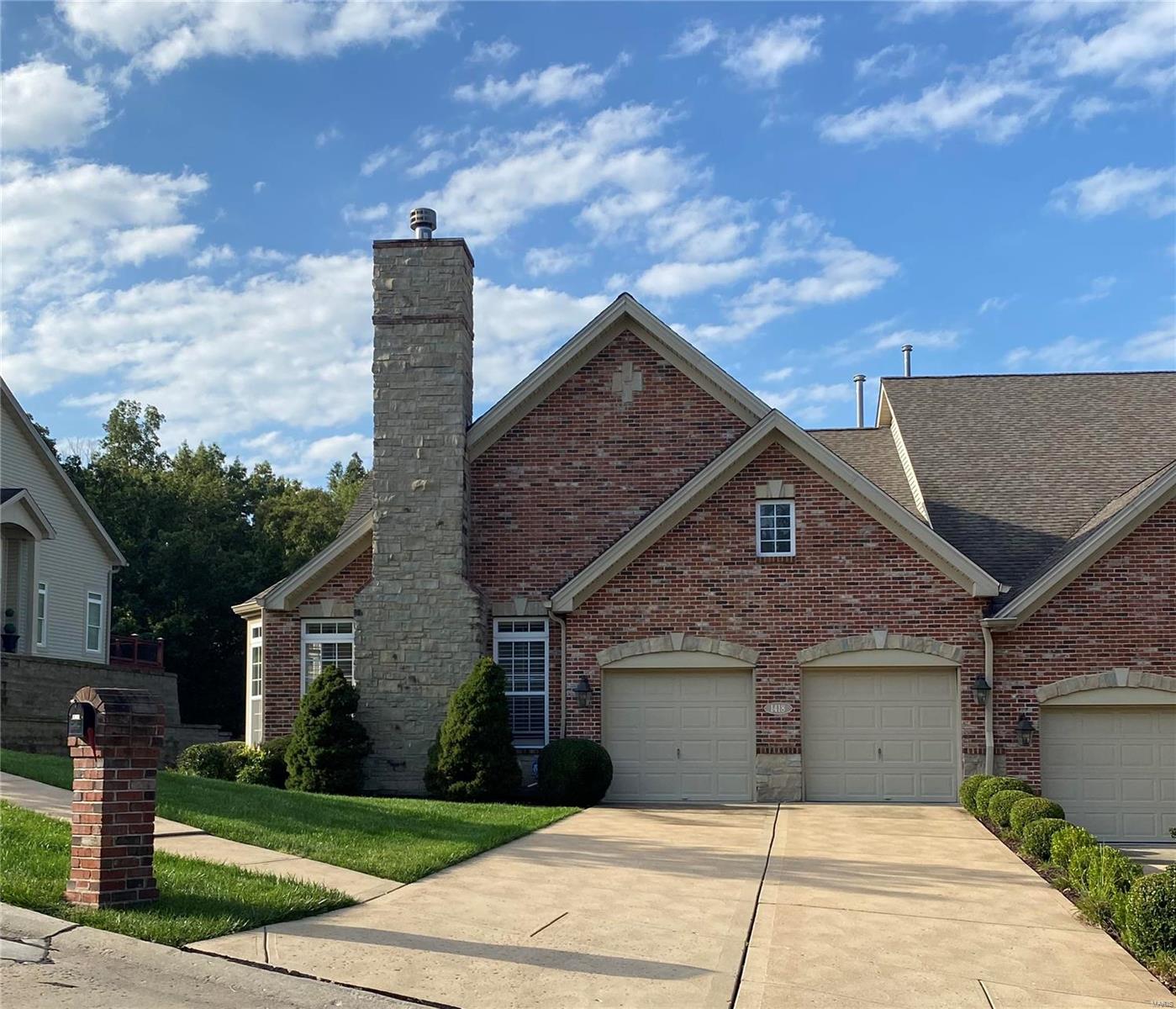 Dietrich Woods Ct, Ballwin, MO 63021