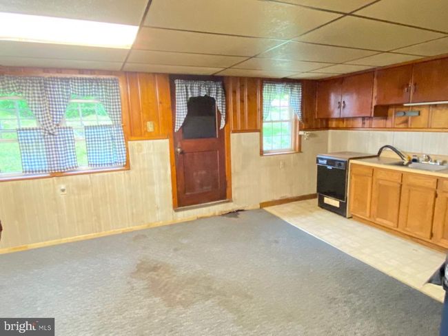 622 E Front St, Home with 2 bedrooms, 2 bathrooms and null parking in LANSFORD PA | Image 17