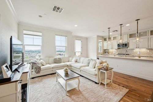 303 Jacquelyn Lane, Petaluma, CA, 94952 | Card Image