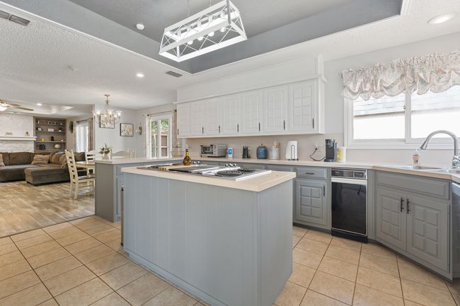 4018 88 Th Pl, House other with 3 bedrooms, 3 bathrooms and null parking in Lubbock TX | Image 16
