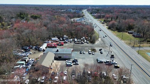 5499 Us Highway 9, Howell, NJ, 07731-3754 | Card Image