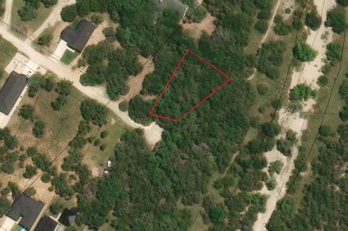 33 Meadow Oak Court, Wimberley, TX, 78676 | Card Image